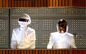 In the early years, protecting their image was less important to the band largely because this was before they achieved world wide fame. What Do The Men Of Daft Punk Look Like Without Their Helmets