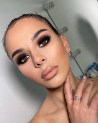 the best makeup trends 2023 find your