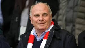 Born 5 january 1952) is the former president of german football club bayern munich and a retired german footballer who played as a forward for club and country. Fc Bayern Jetzt Ist Es Offiziell Uli Hoeness Kandidiert Nicht Mehr Als Prasident