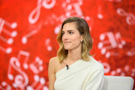 She is best known for her role as marnie michaels on the williams was born and raised in new canaan, connecticut and is the daughter of former nbc nightly news anchor and managing editor, brian. Allison Williams Ricky Van Veen Announce Separation After 4 Years Of Marriage