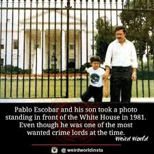 Standing in the time is the chinese remake of jimi ni sugoi! Pablo Escobar And His Son Took A Photo Standing In Front Of The White House In 1981 Even Though He Was One Of The Most Wanted Crime Lords At The Time Weird