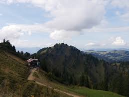 Die hütte gehört der sektion oberstaufen/lindenberg des deutschen. Wandern Im Gunzesrieder Tal Panorama Rundtour Uber Den Hochgrat
