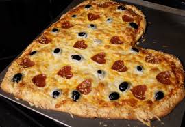 homemade heart shaped pizza mom endeavors