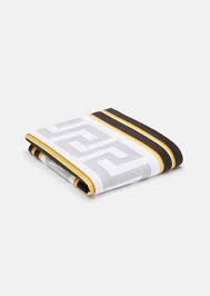 Shop fendi pouch and save up to 40%. Versace Home Completi Letto Di Lusso Shop Online Italia