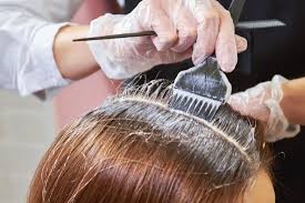 A freshly shampooed scalp is free from oil and so the chemicals are more likely to cause irritation because there's no barrier to protect your scalp. Dyeing Hair When You Have Psoriasis Tips For Staying Safe