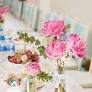 lẵng hoa để bàn cô dâu từ anhvienmimosa.com