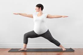 6 yoga poses for your second trimester