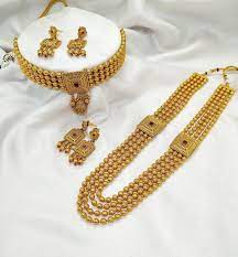 golden alloy maharashtrian jewellery set