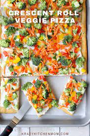 crescent roll veggie pizza fan