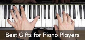 Get my free ebook & newsletter! 20 Best Gifts For Piano Players And Keyboardists In 2021