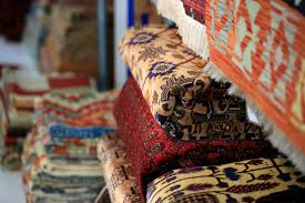 afghan rug weavers after taliban takeover