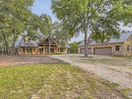 homes in liberty hill tx