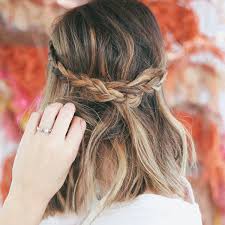 It is an exemplary long hairstyle for girls with thick hair. Our Favorite Prom Hairstyles For Medium Length Hair More