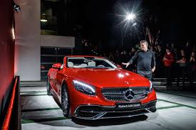Us Version A Limited Edition Of 300 The New Mercedes Maybach S650 Cabriolet The Ultimate In Open Air Exclusivity Daimler Global Media Site