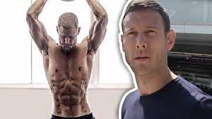 Game Of Thrones' Star Tom Hopper Is Ripped