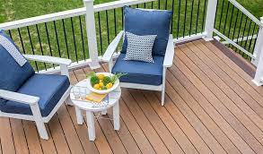 Best Decking Material Wood Vinyl Or