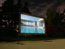 outdoor projectors screens