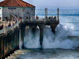 manhattan beach pier closure