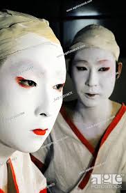 actors wearing adori se makeup