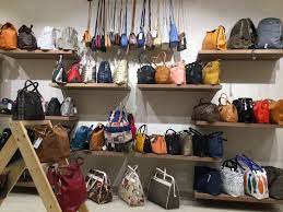 Women's Bag Showroom:: businessHAB.com