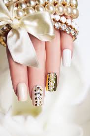 the perfect wedding manicure pearl