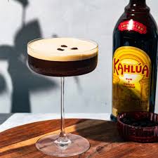 easy kahlua espresso martini tail